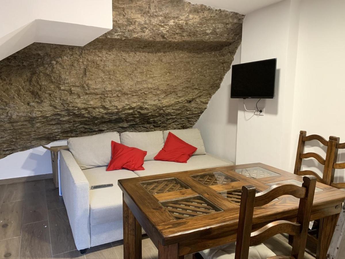 Apartamentos3Cuevas Setenil De Las Bodegas Exteriér fotografie