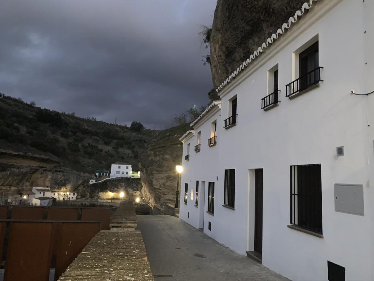 Apartamentos3Cuevas Setenil De Las Bodegas Exteriér fotografie